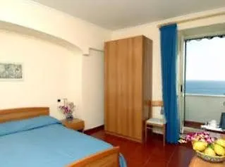 ** Guest house Camere Con Vista Amalfi Italy